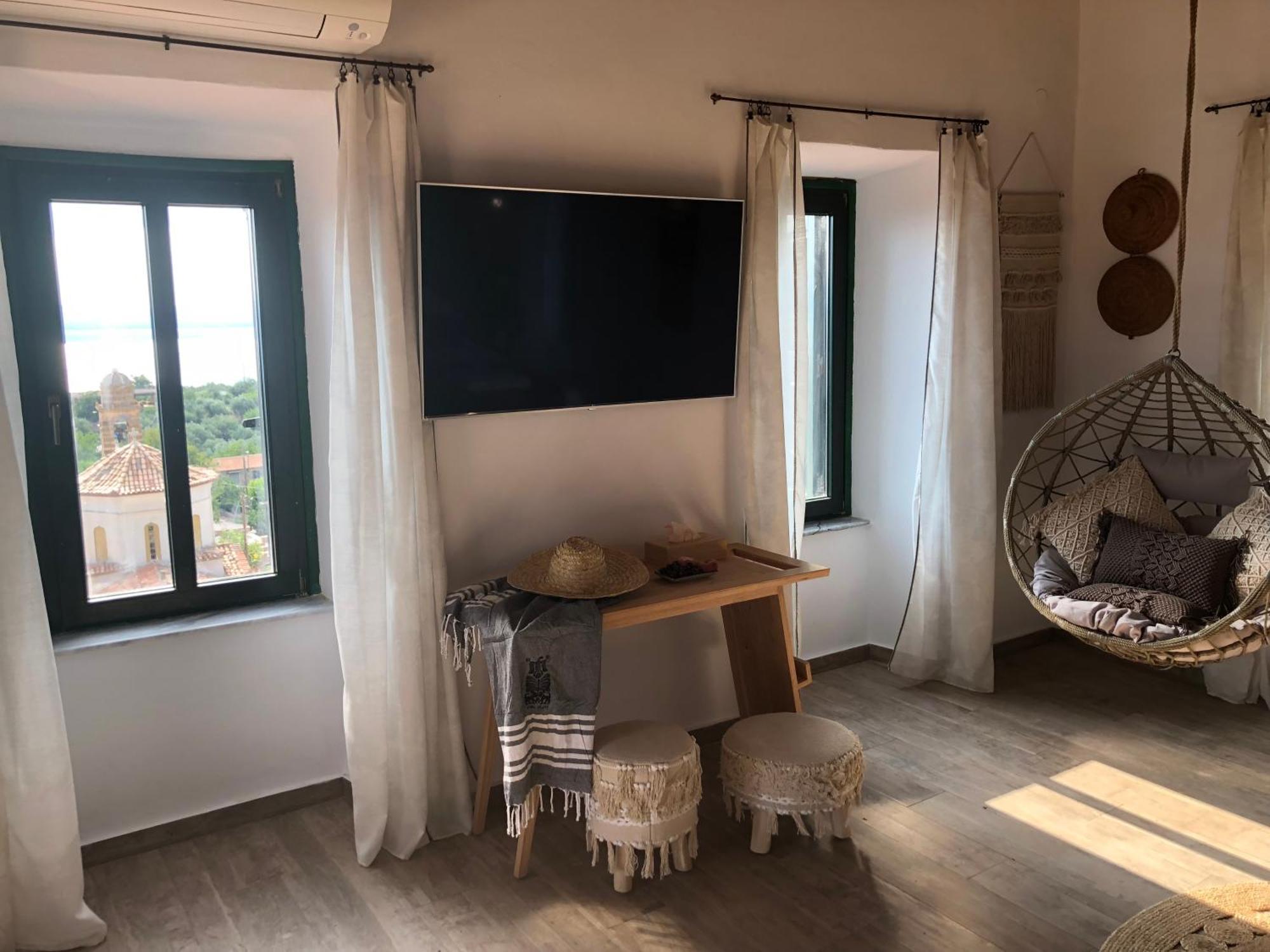 Villa Vager Mani Hotel 卡拉马塔 外观 照片