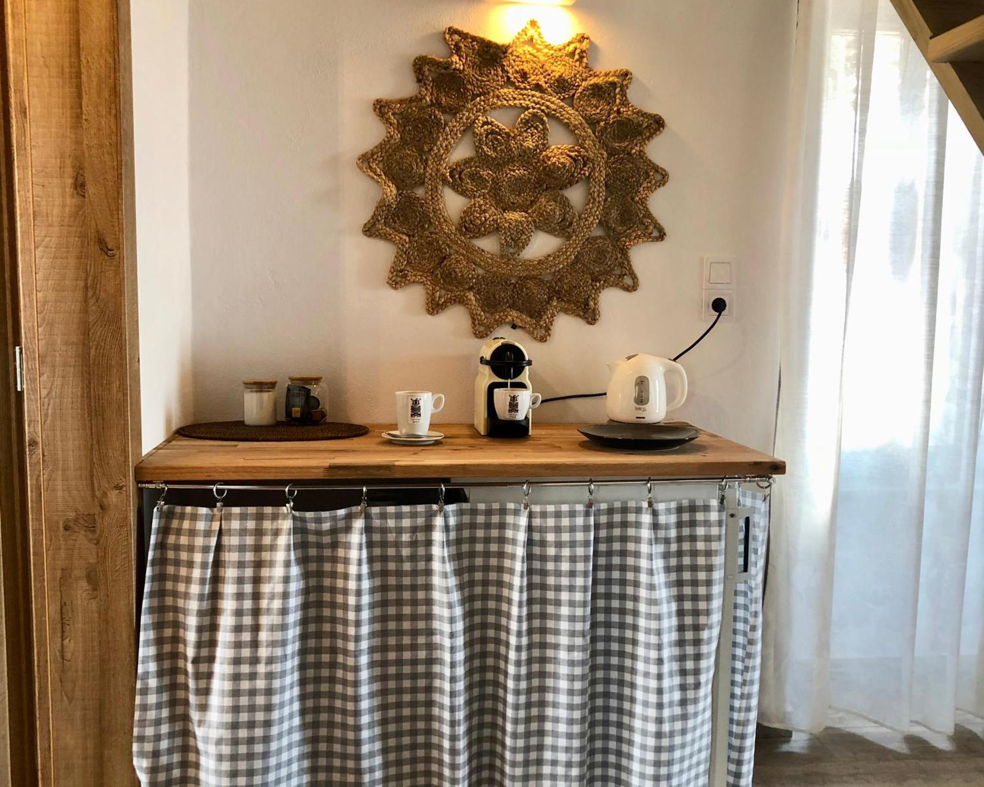 Villa Vager Mani Hotel 卡拉马塔 外观 照片