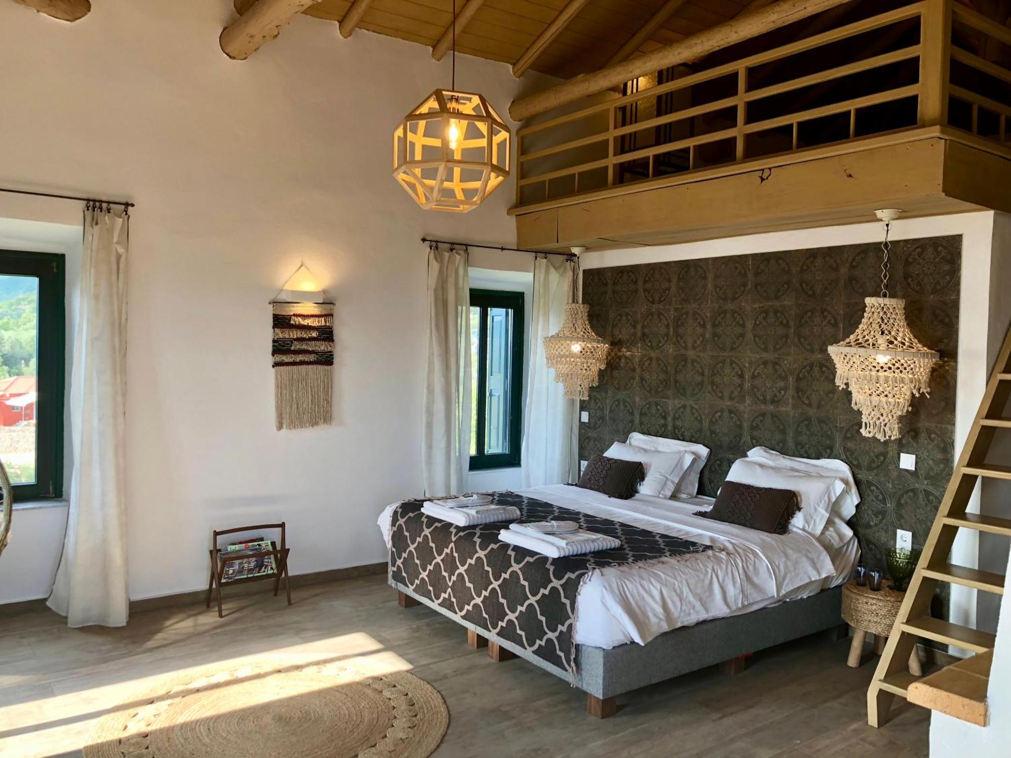 Villa Vager Mani Hotel 卡拉马塔 外观 照片