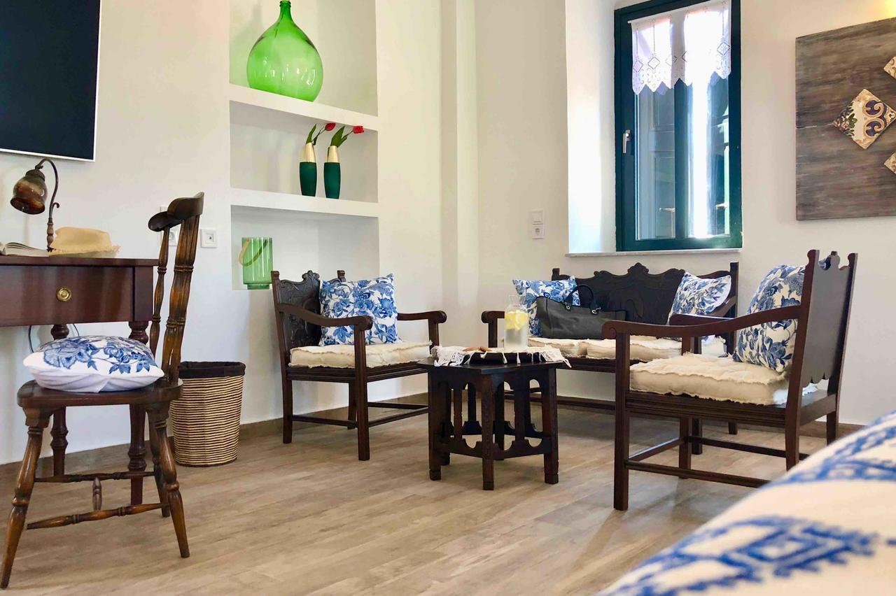 Villa Vager Mani Hotel 卡拉马塔 外观 照片