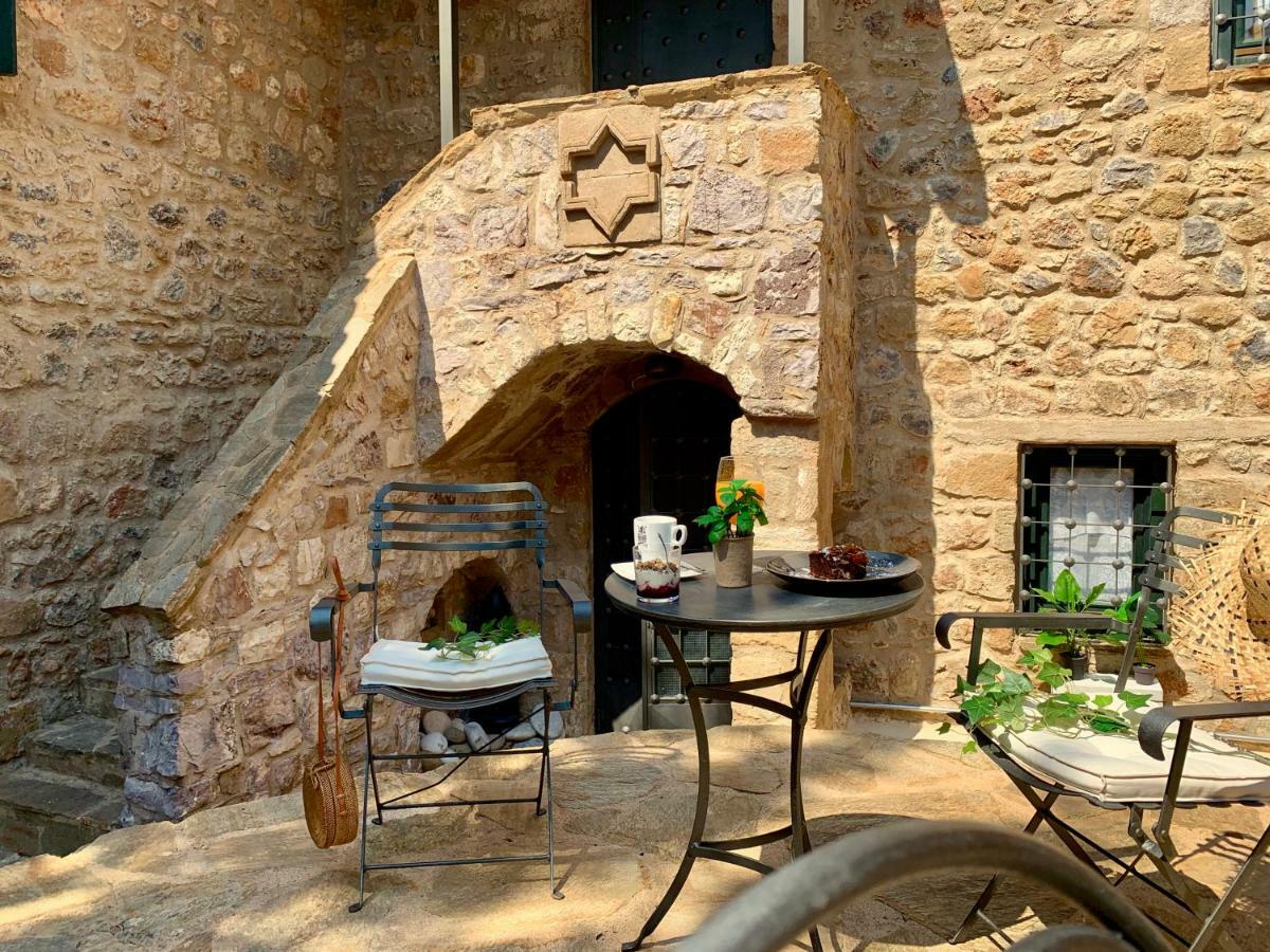 Villa Vager Mani Hotel 卡拉马塔 外观 照片